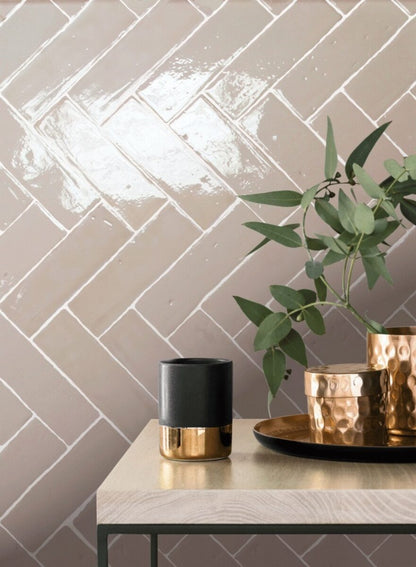 Nanda Tiles LAUREL CLAY SOFT TAUPE BLINK.